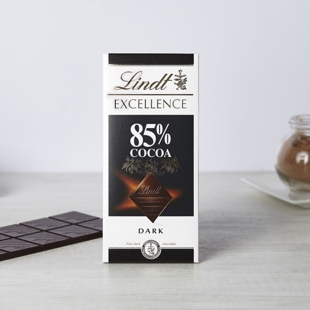 Екстра фино темно чоколадо со 85% какао